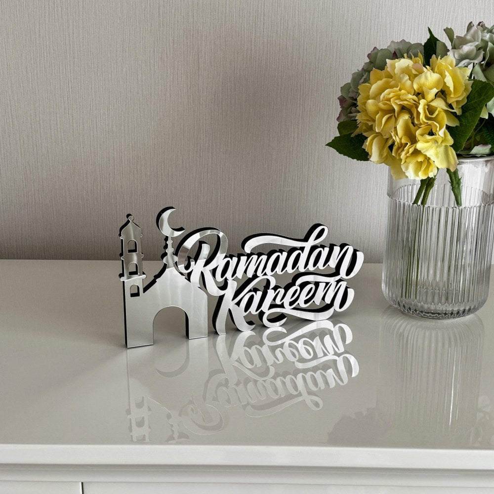 Ramadan Kareem Tabletop Decor in English with Minaret